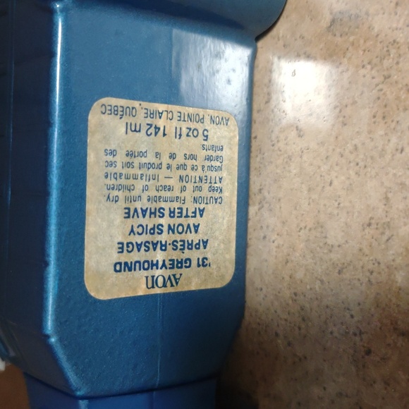 Avon collection - Picture 2 of 2